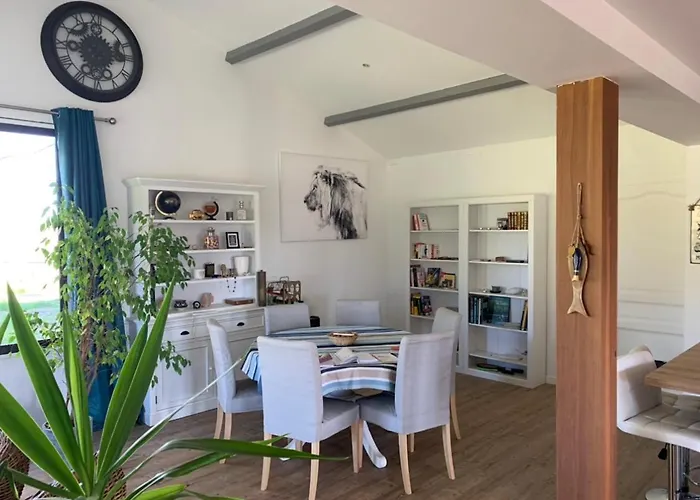 A La Campagne Campsas